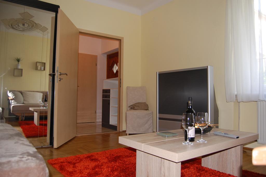 Délibáb Apartment Budapest Chambre photo