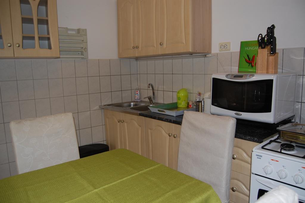 Délibáb Apartment Budapest Chambre photo