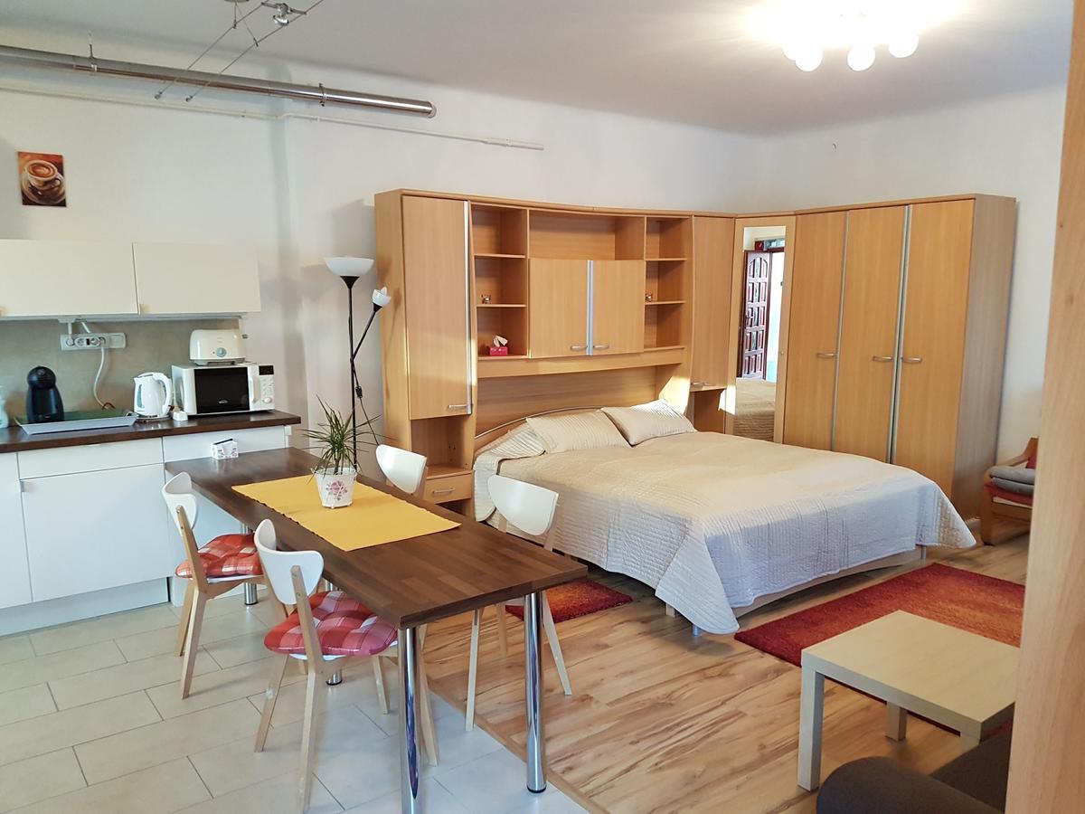 Délibáb Apartment Budapest Extérieur photo